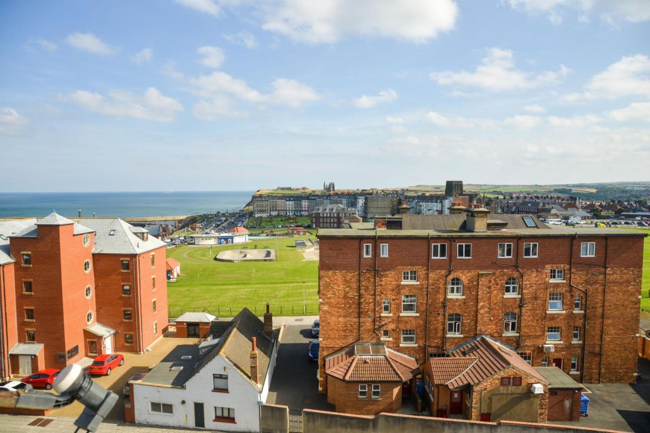 The Whitby Prospect, 2 Bed Apartment With Stunning Views, 2 Mins From Beach Exteriör bild